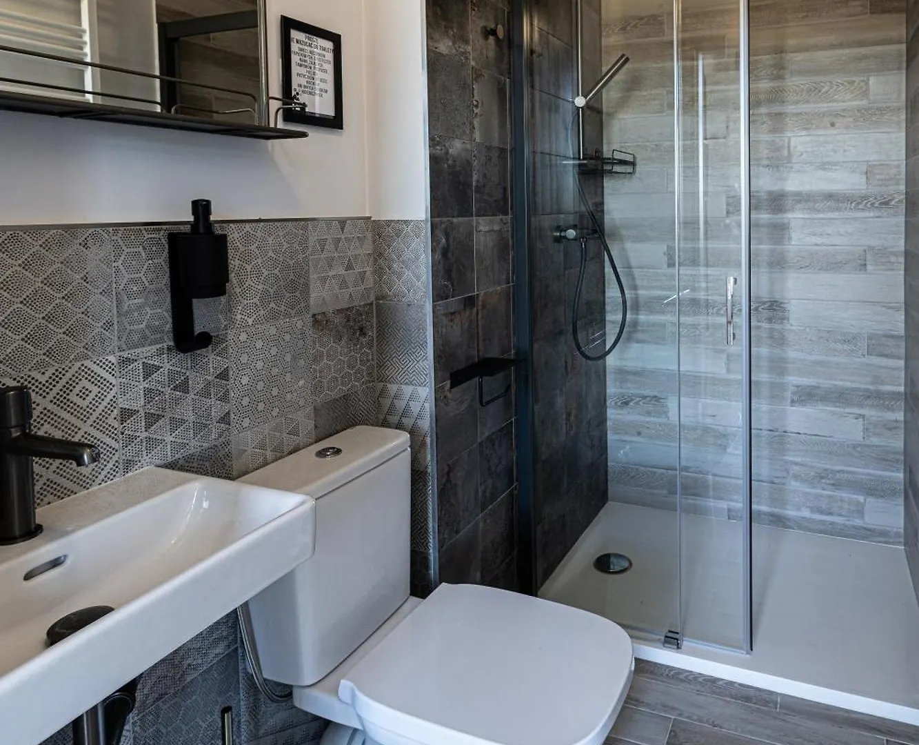 Pokoje Z Prywatna Lazienka - Verde Rooms By 2Homerent Gdańsk Polen
